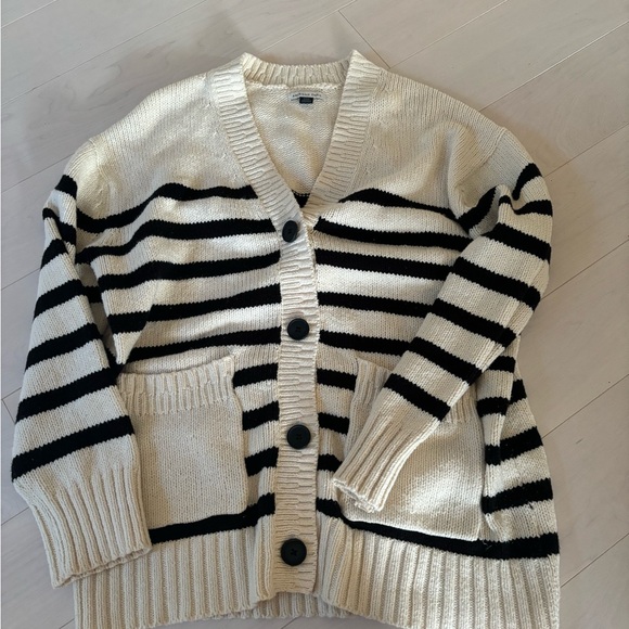 Striped Oversized Cardigan - Picture 2 of 2